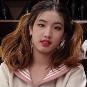 转载搬运：可能是指这个商品是转载或者是搬运的，可以考虑将其作为一个特色标签来增加商品的吸引力。Ayan：可能是峙唐返钠放苹蛘呱杓剖Φ拿字，可以将其作为商品的一个