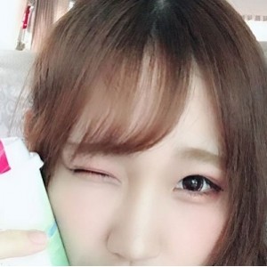 初中小女生网红wink的高清可爱视频