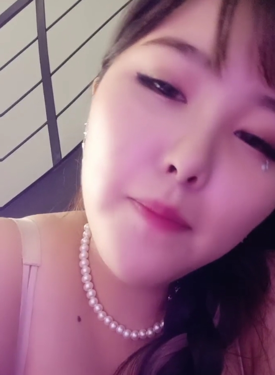 持和努力备受赞誉，让更多人受益。如果你也想了解更多关于“大罩杯”、“小羊”频道的内容，不妨前往百度搜索一番，或许会有更多惊喜等着你。