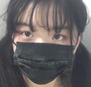 [转载搬运]双马尾大罩杯妹子道具放飞自我合集27V1G，反差自拍