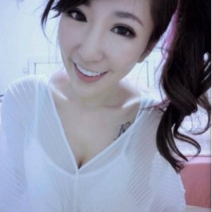 台湾妹子贝拉alleys经典swag合集27V2.7G，清新自然多面表现