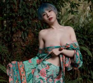 OnlyFans黎菲儿真顶10部1.9G私人放送