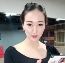 舞蹈班老师私密教学视频1部824MB珍藏版