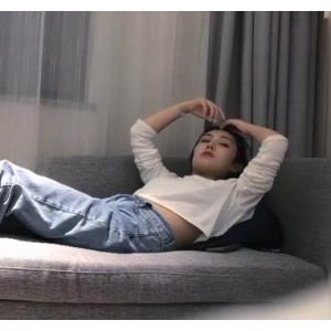 推特T花学生美女自拍视频合集3部1.3G优质嫩