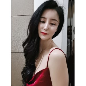 私人收藏蔓CC私拍影片1部1.86G,身材丰满曲线若隐若现