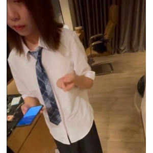 百度云ED2K韩信街头撩妹搭讪实录58v39g某处线条在拉扯中显眼