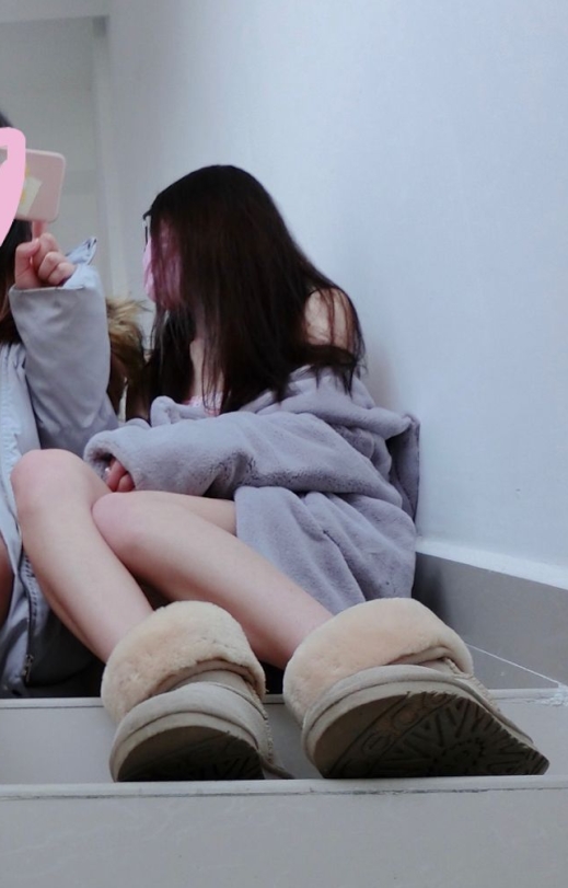 萌小兔有尺度私拍55部25G收藏版