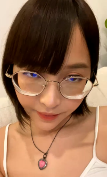 推特deerlong眼镜妹优质合集214部51.6G这谁顶得住