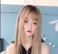 抖音Sisy伊合集26V300M眼镜学妹劲爆合集