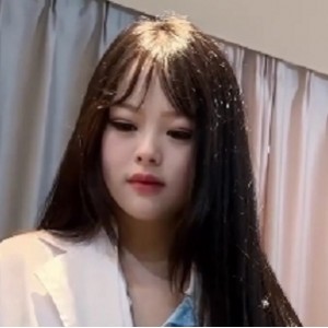 抖娘呆萌医生真人诊疗私密档案1部744MB白大褂实战