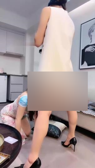 推特丹祖宗指教高颜值视频1部736M小脚盛宴
