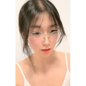 清纯自拍流口水00后乐园学生妹1部1G优质学生视频