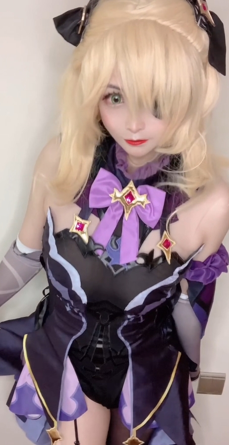 Sola酱伪娘神作推特展示1V958MB优质美臀