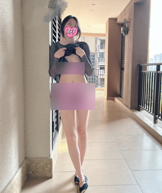 推特晨夕反差指教视频1.35G优质教师