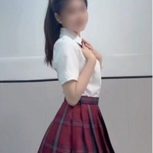 抖音小仙云儿小乔热舞骚麦2V600.3MB太诱人