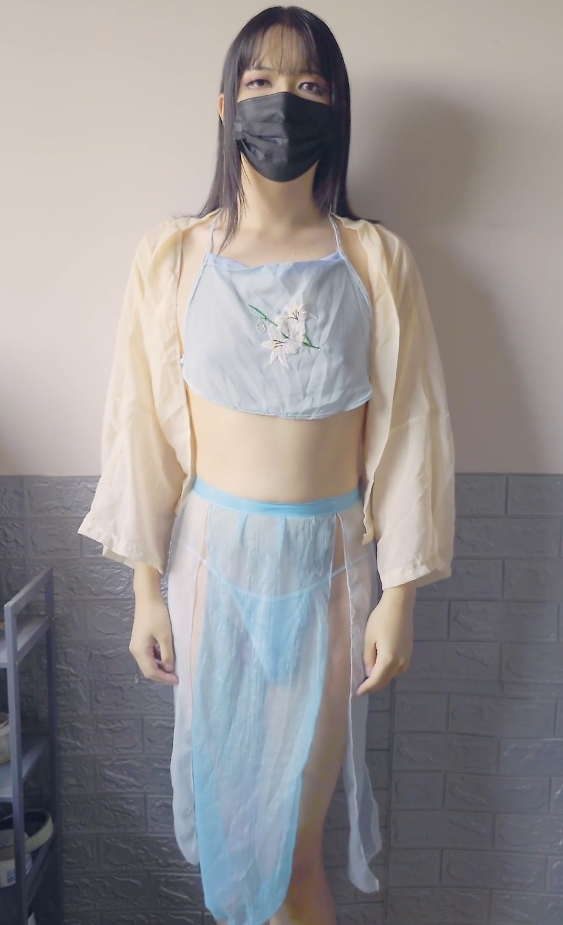 推特伪娘Lumina户外合集40部20G优质美腿