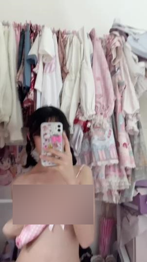 推特光阴妹子香艳视频39部10G无圣光流