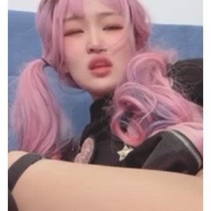 小鹿酱露脸福利姬百部精选26G太嫩了
