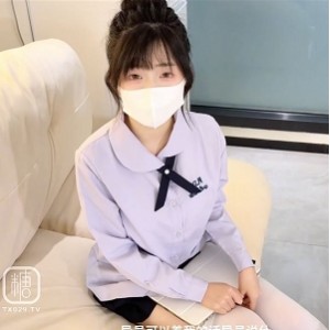 梓怡学妹包养私拍2V1.43G大罩杯嫩模诱惑
