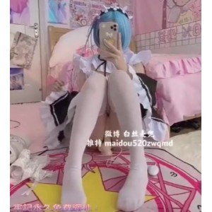 私拍麦兜小可爱放水互动1部879MB福利姬太敢了