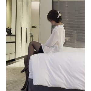 03年白瘦幼icicis户外多人互动21V合集2.24G足够狂野