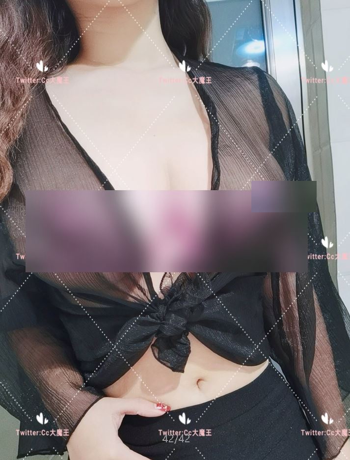 50部私密视频展示推特CC大魔王嫩模美球150MB太撩人